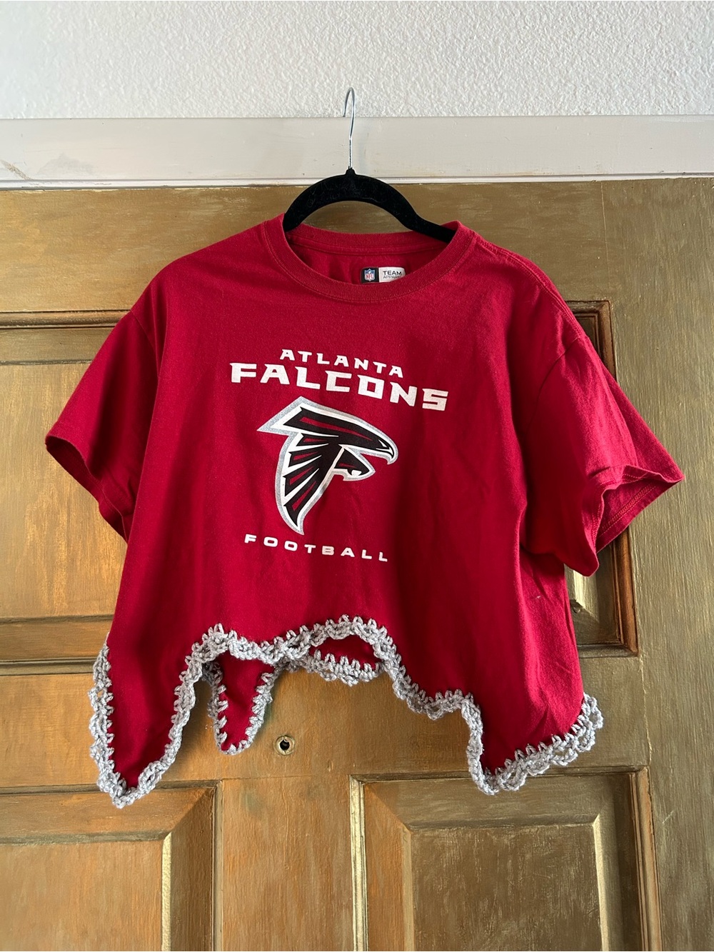 Atlanta Falcons Crop Top